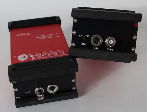 Unidirektionale Übertragung von Audio- und Videosignalen: dAV-uv-switch (Signale differentiell und SE)